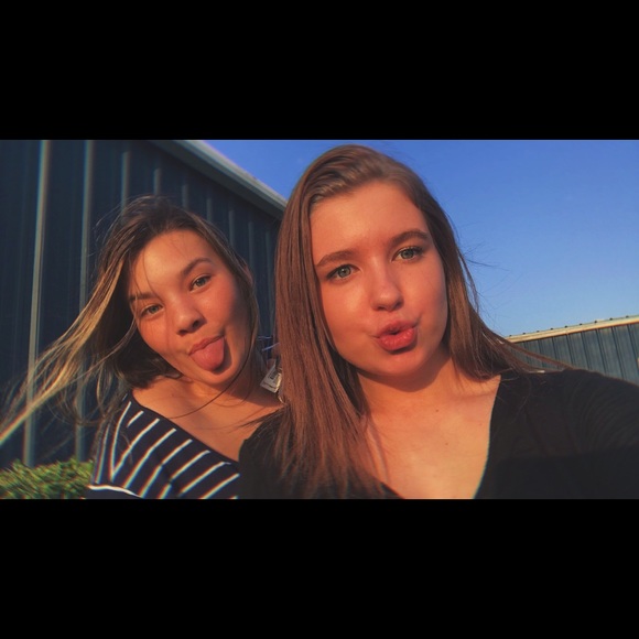 Meet the Posher Other - Meet your Posher, Amya